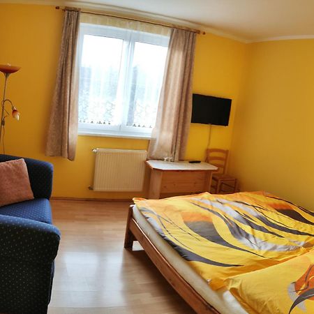 Penzion Kozabar Horni Luby Bagian luar foto